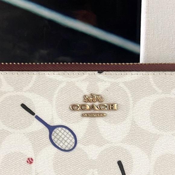 Coach Chalk Multi Racquet Long Zip Around Wallet - Picture 3 of 8